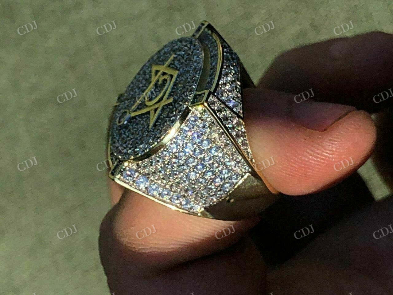 Men's Iced Diamond Mason Hip Hop Ring customdiamjewel