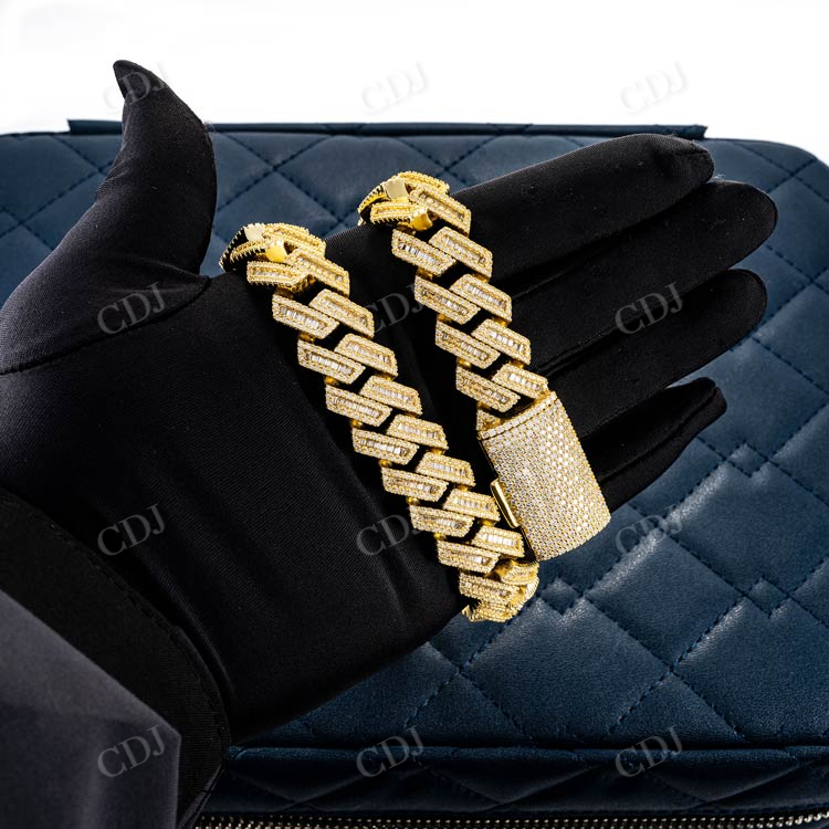 Baguette Diamond Cuban Link Chain Yellow Gold Jewelry hip hop jewelry customdiamjewel