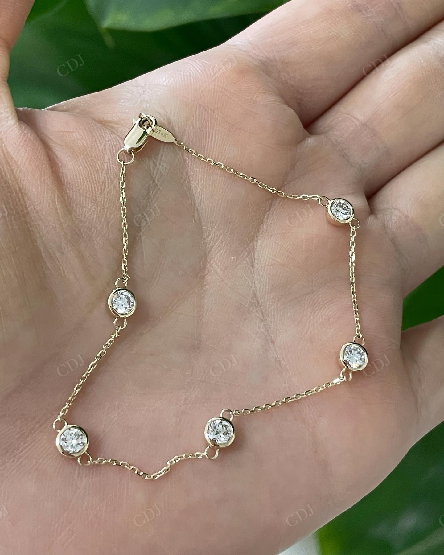Round Cut Lab Grown Diamond Bracelet For Women
