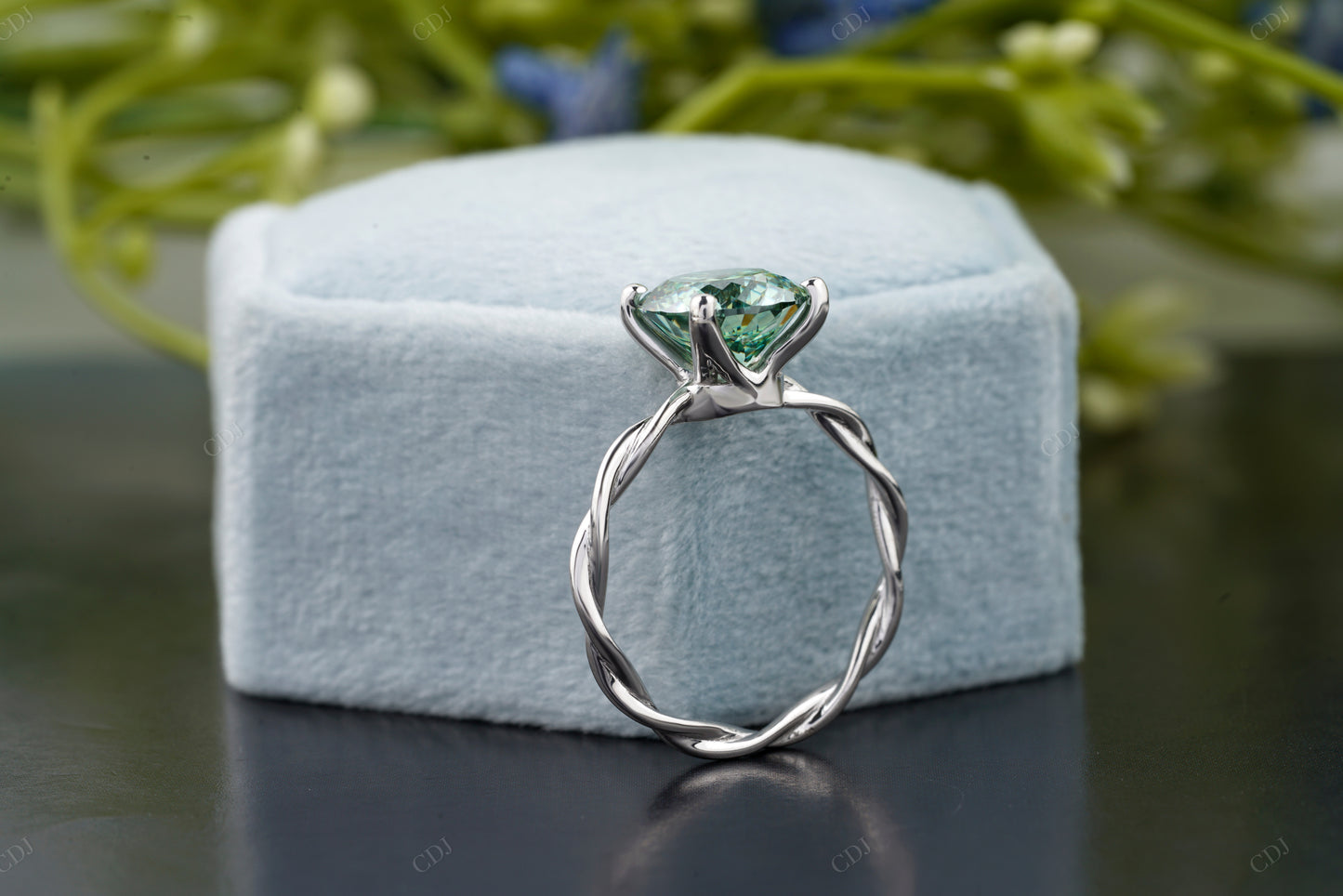 Green Round Gemstone Twisted Shank Ring