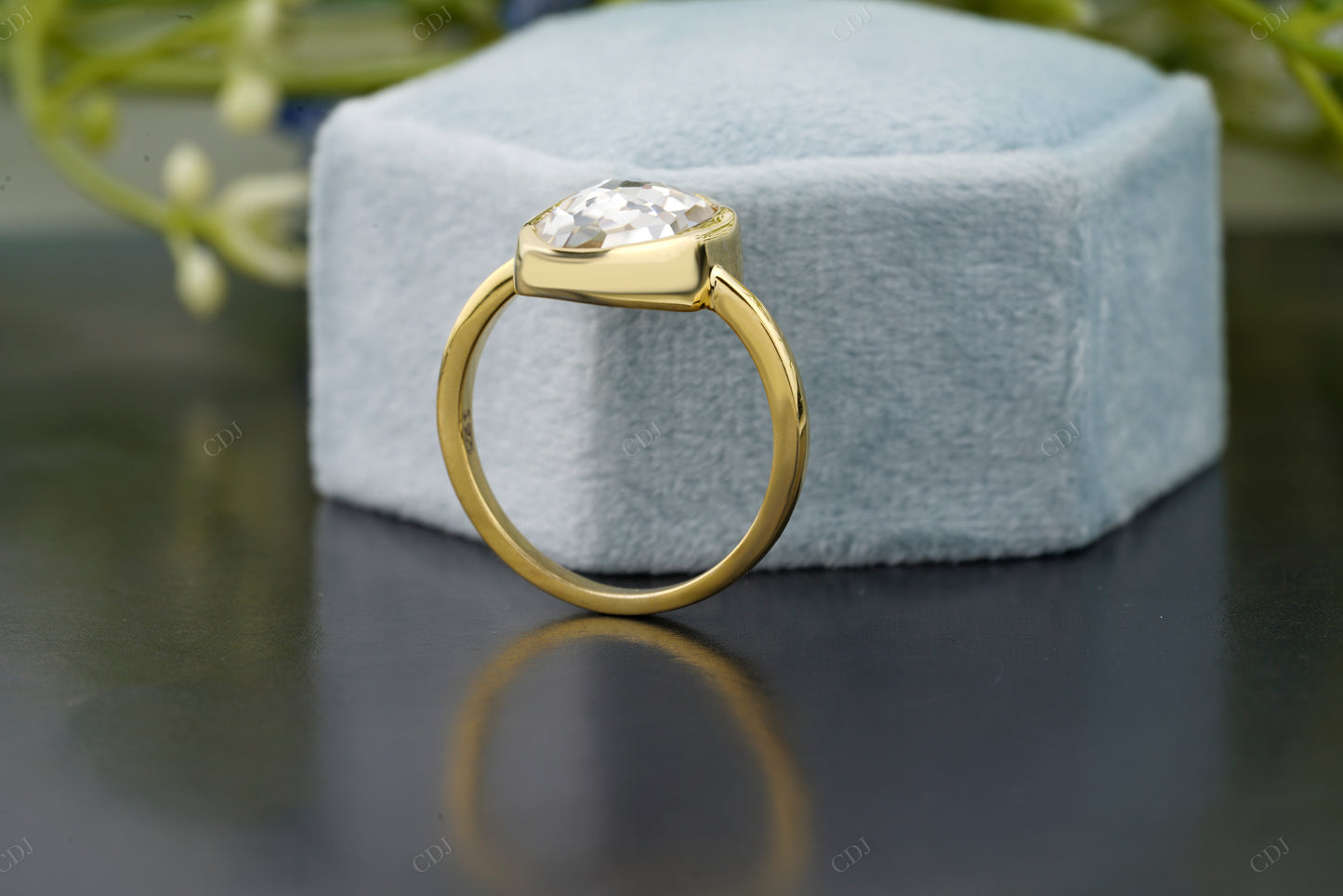 Pear Shaped Lab-Grown Diamond Ring