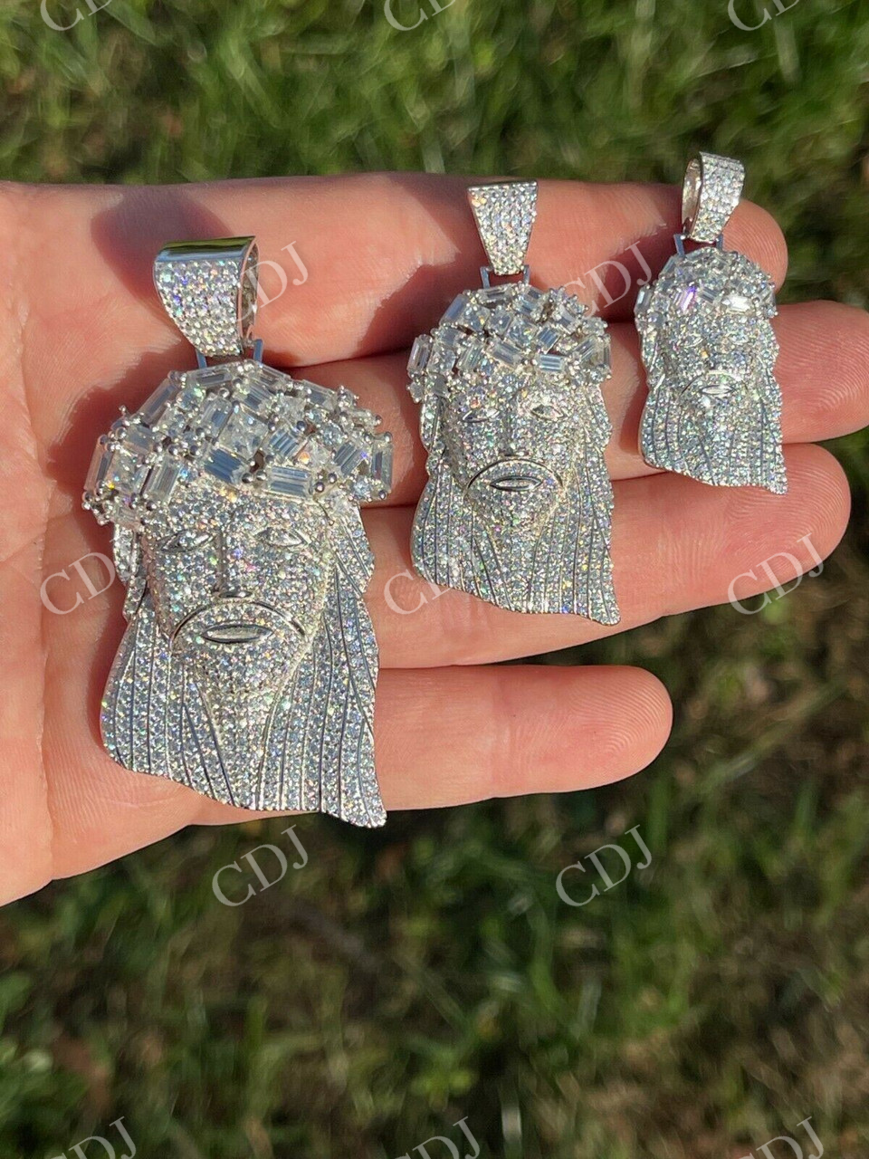 Fully Iced Out Jesus Peace Pendant customdiamjewel