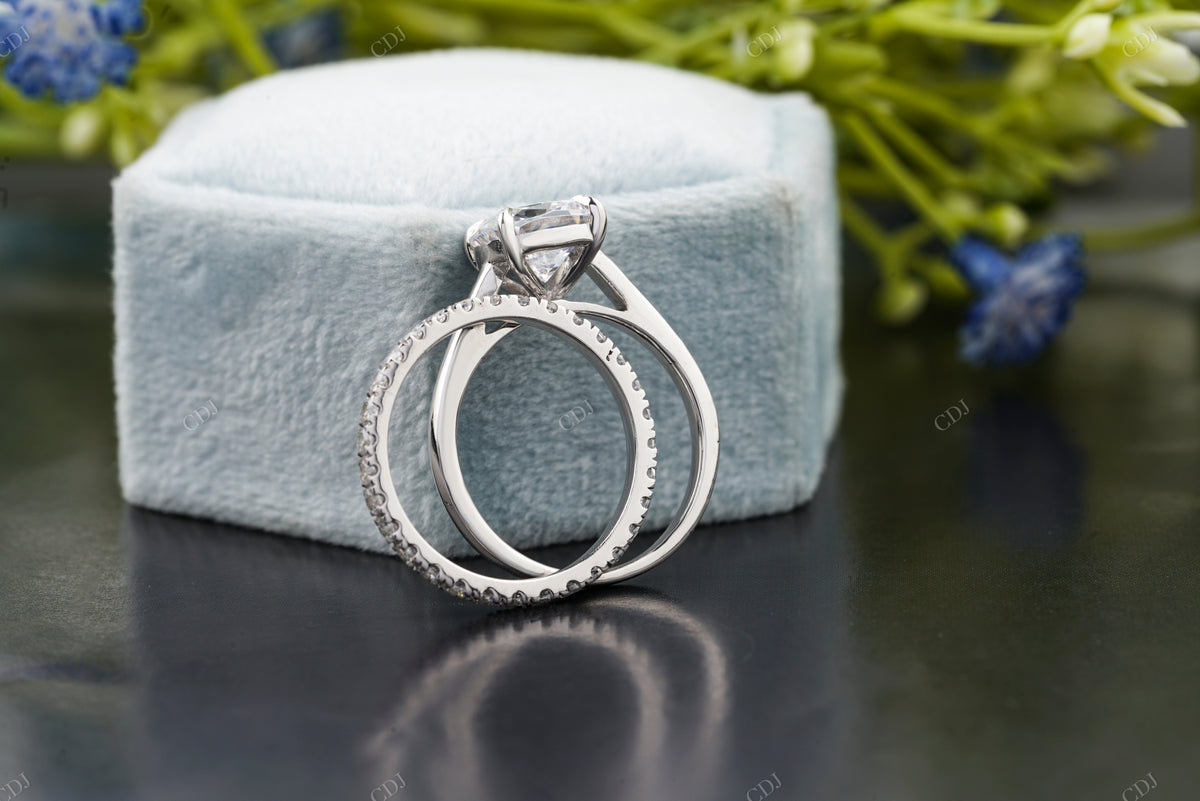 Lab-Grown Diamond Halo Engagement Ring