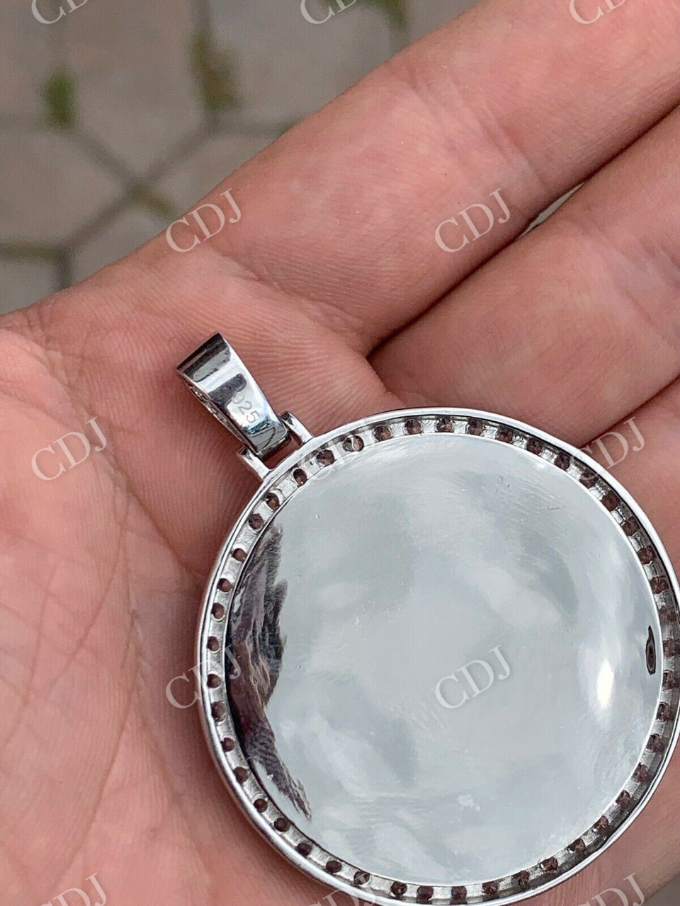 Custom Hip Hip Photo Pendant customdiamjewel