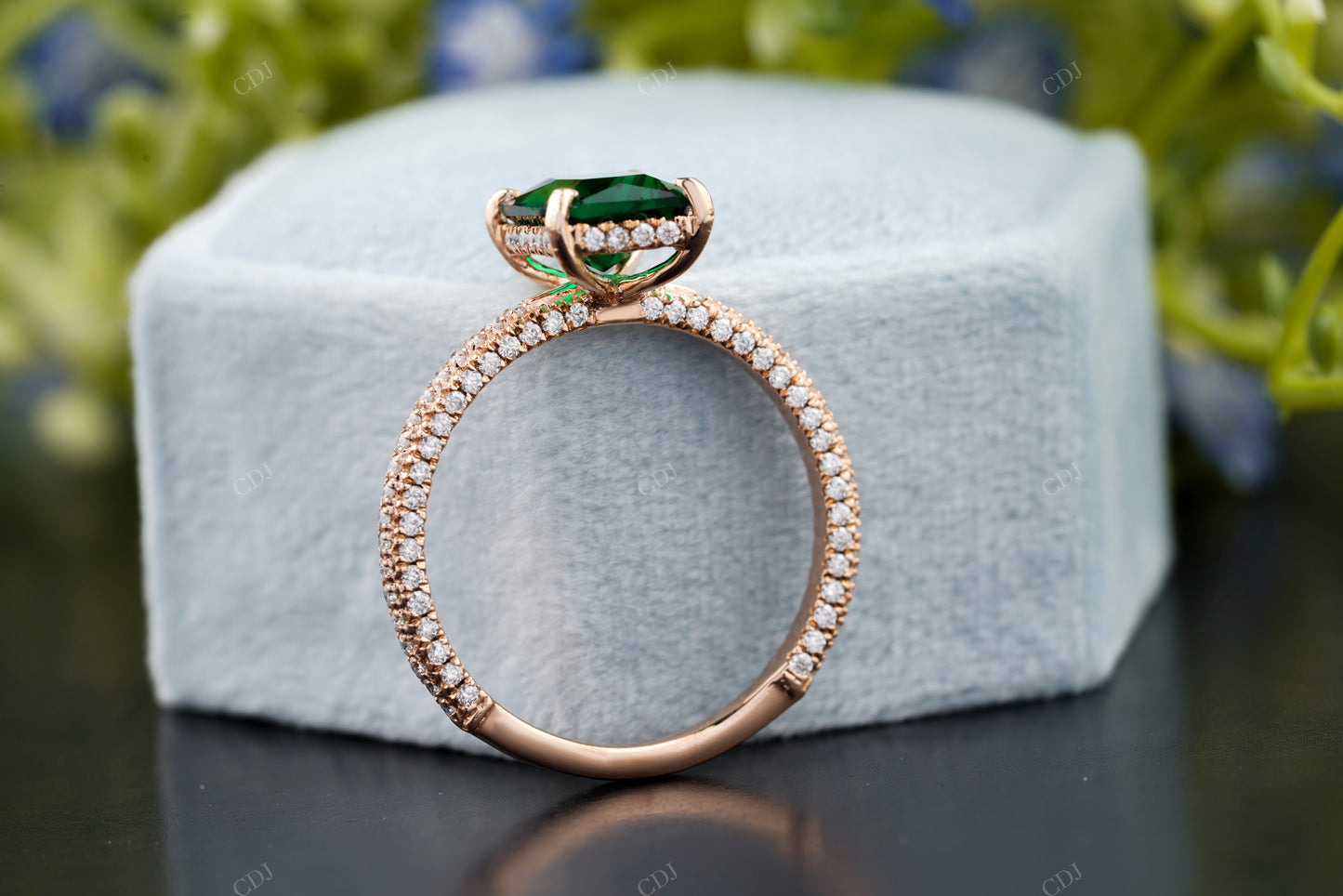 Luxury Green Emerald Engagement Ring customdiamjewel