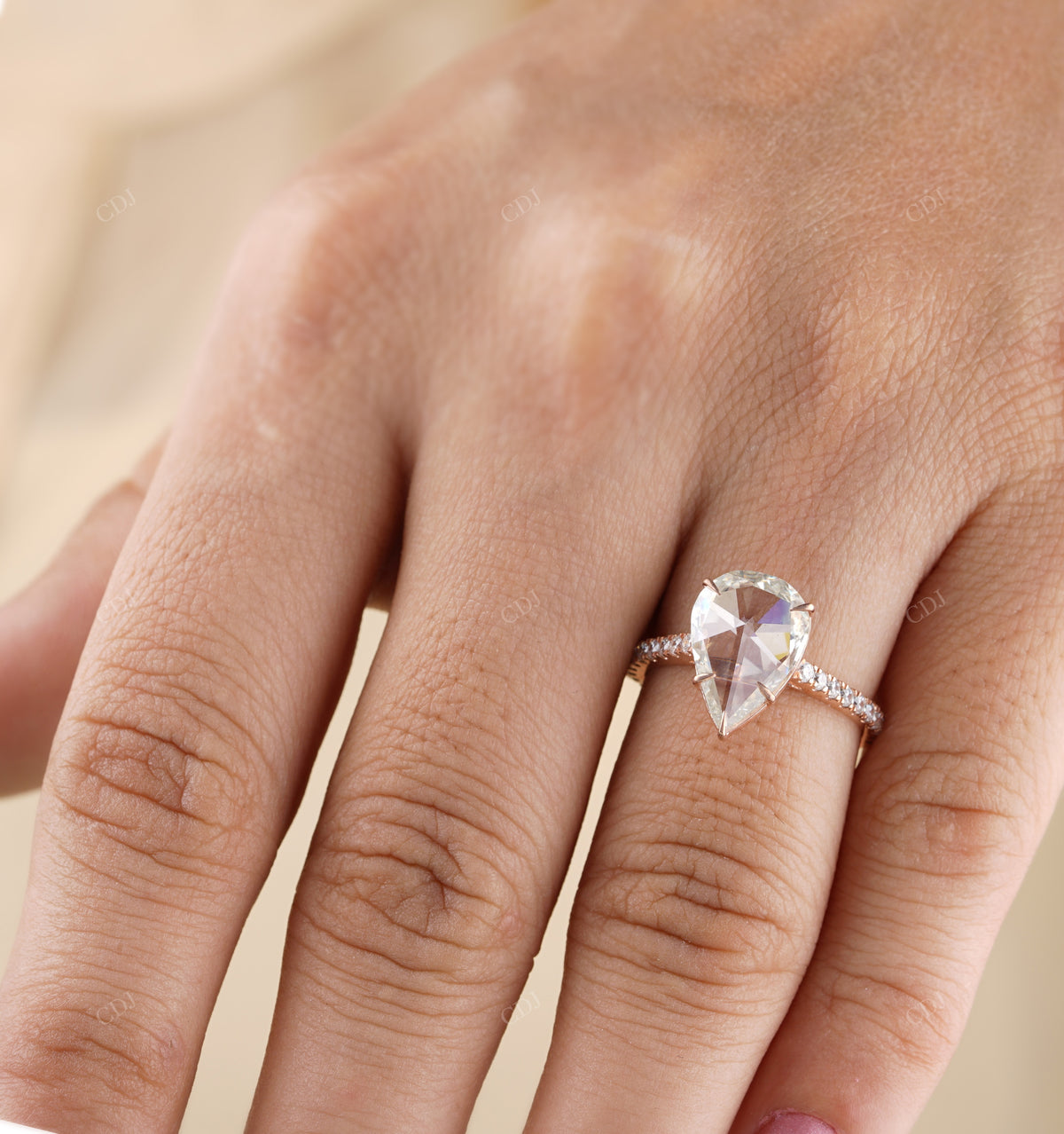 Pear Lab-Grown Diamond Pavé Ring customdiamjewel