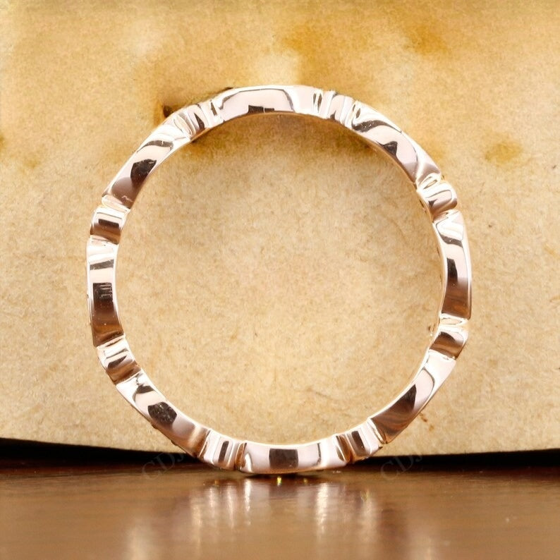 Round Shaped 0.25CTW Lab Grown Diamond Wedding Band customdiamjewel