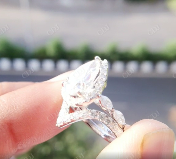 Unique Pear Cut Moissanite Engagement Ring, V shape Wedding Band customdiamjewel