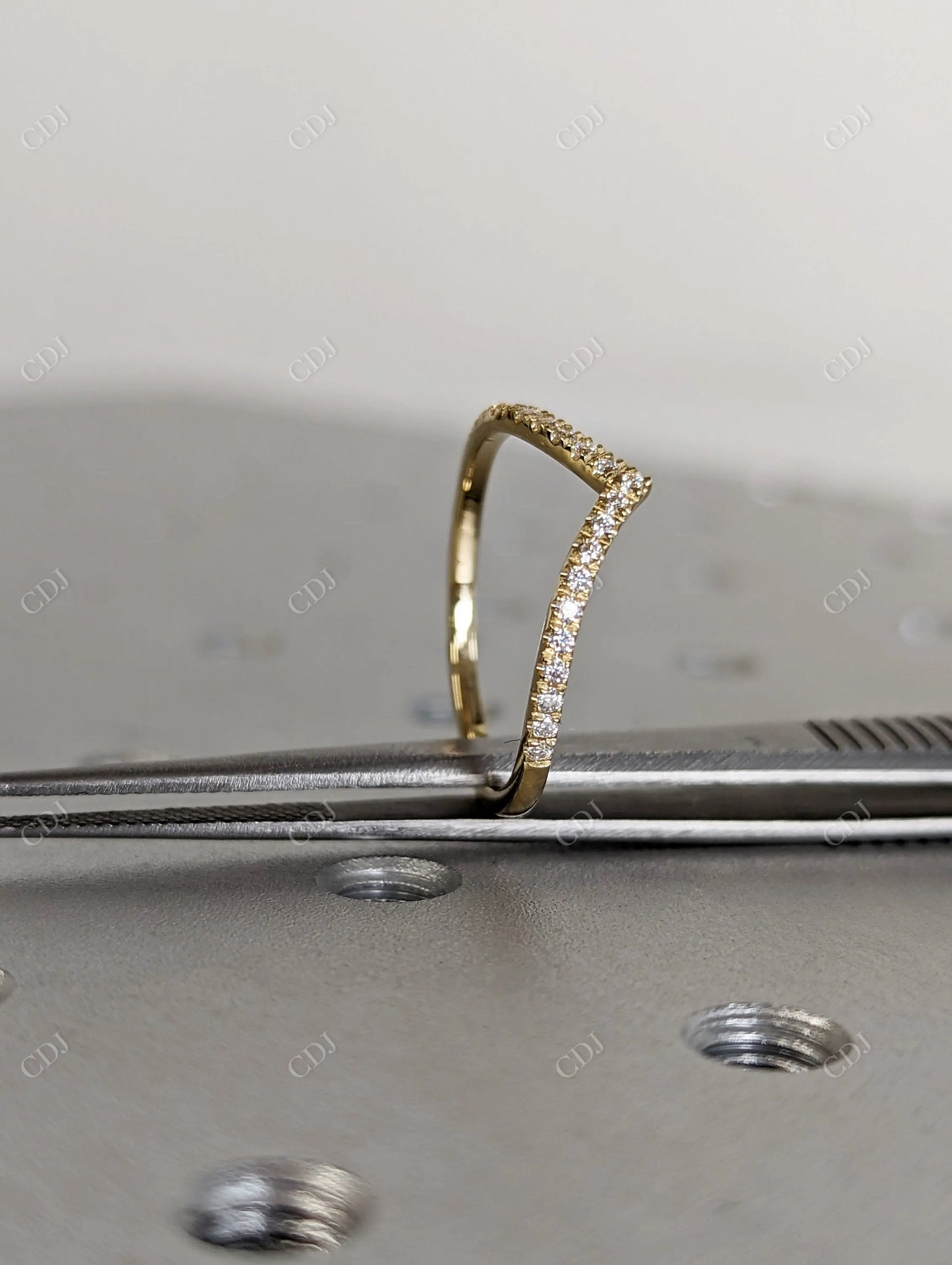 0.21CTW Round Pave Diamond Curved Wedding Band customdiamjewel