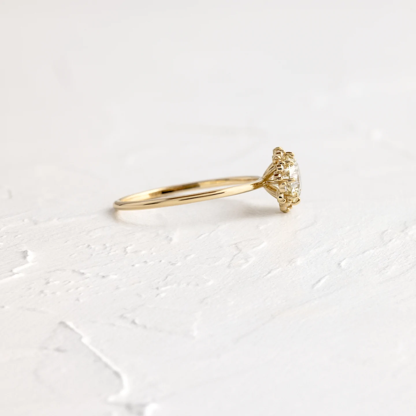 0.81CTW Antique Round Cut Moissanite Engagement Ring customdiamjewel