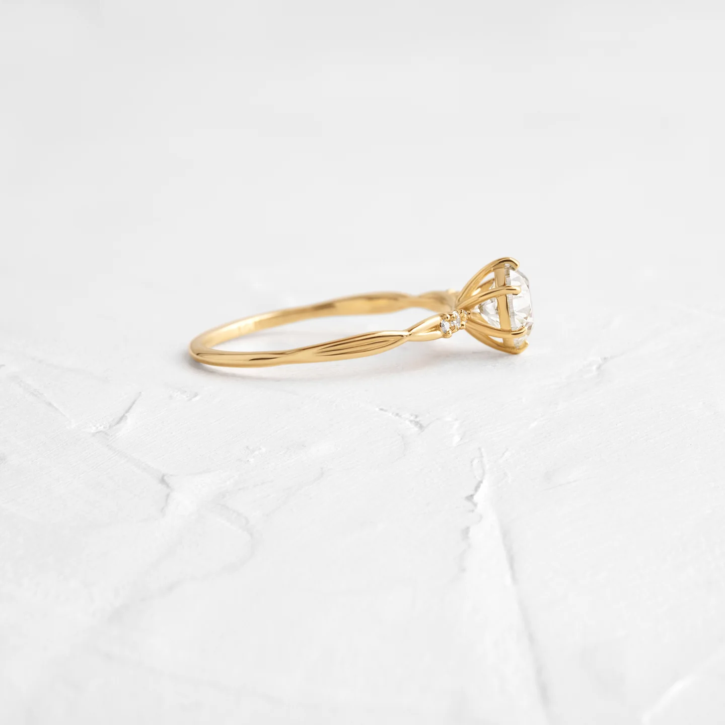 0.9CTW Round Cut Moissanite 5 Stone Wedding Ring customdiamjewel