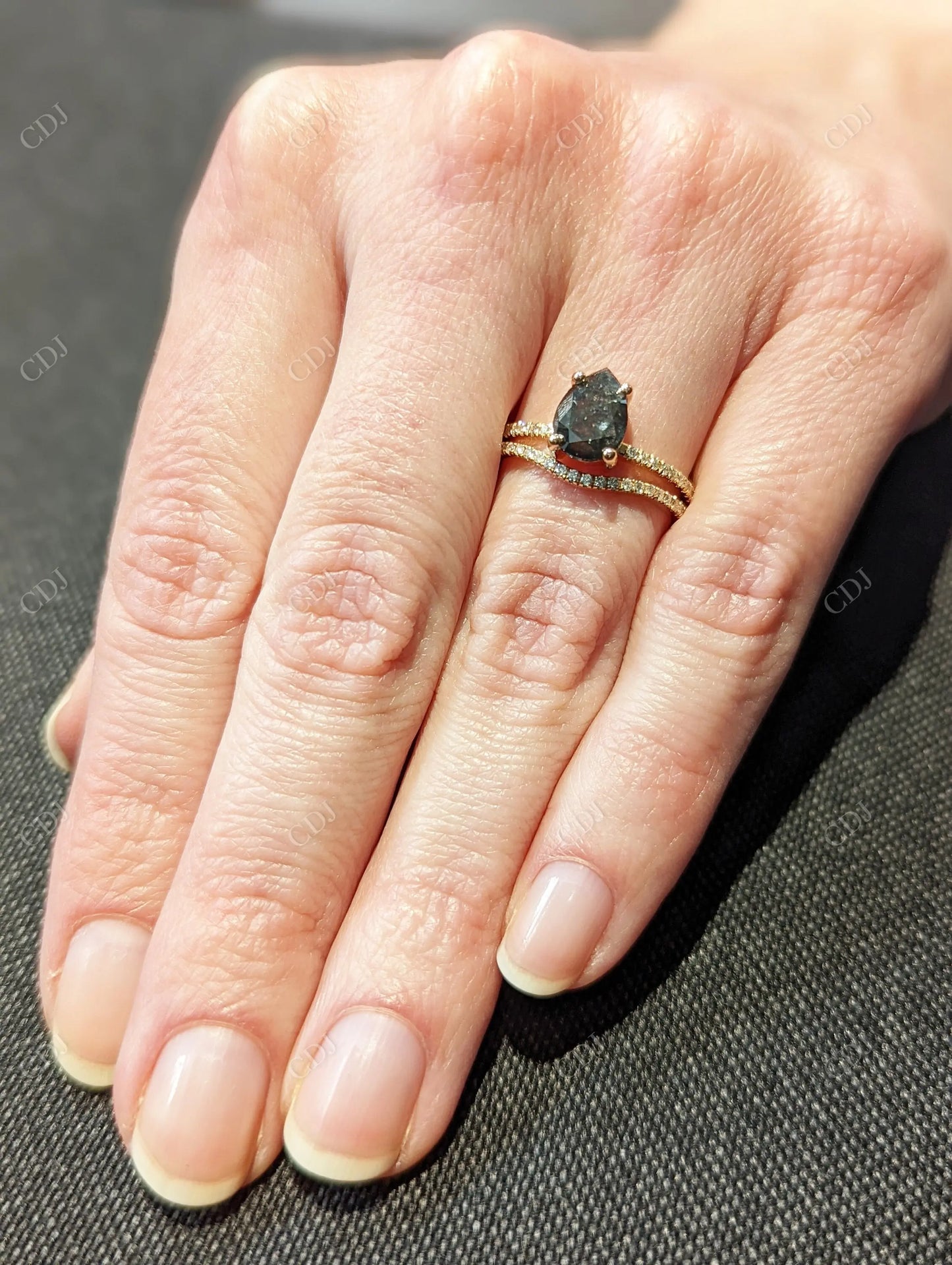 0.20CTW Round Pave Lab Grown Diamond Curved Band customdiamjewel