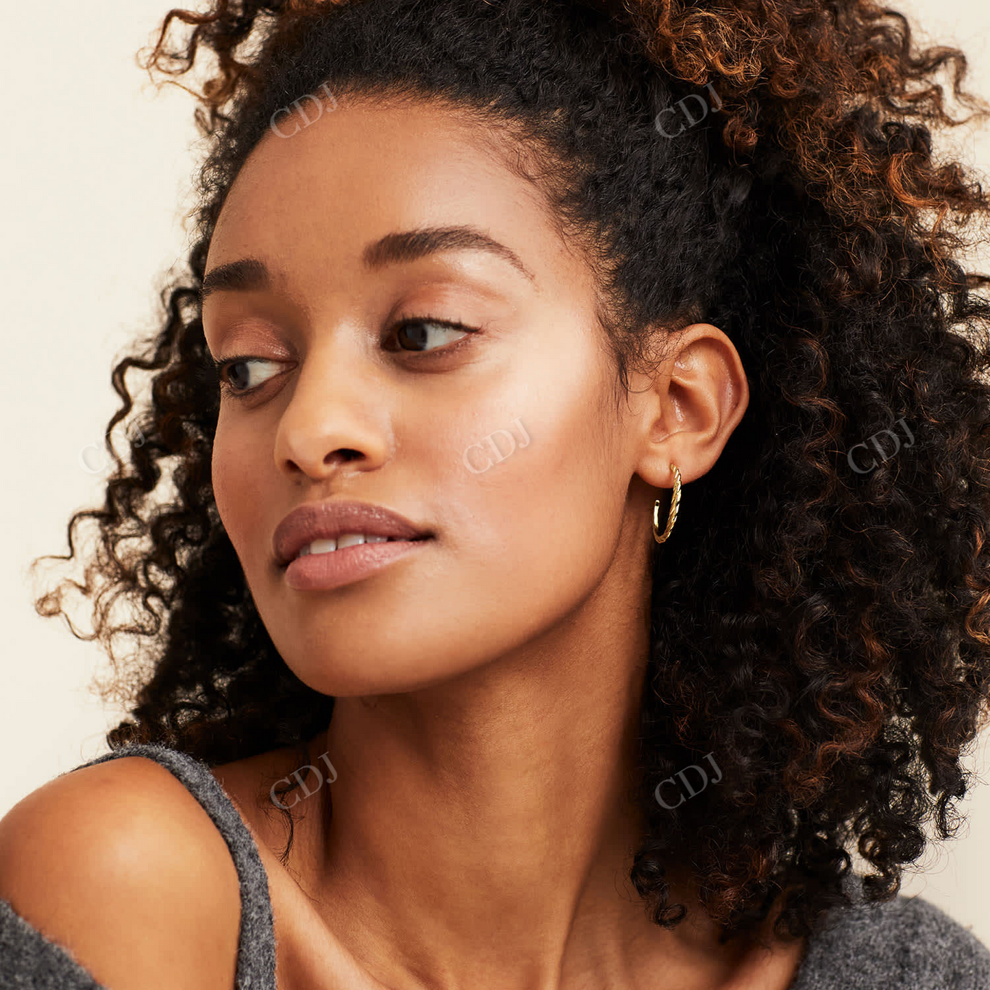 Thin Croissant Dome Hoops Earrings customdiamjewel