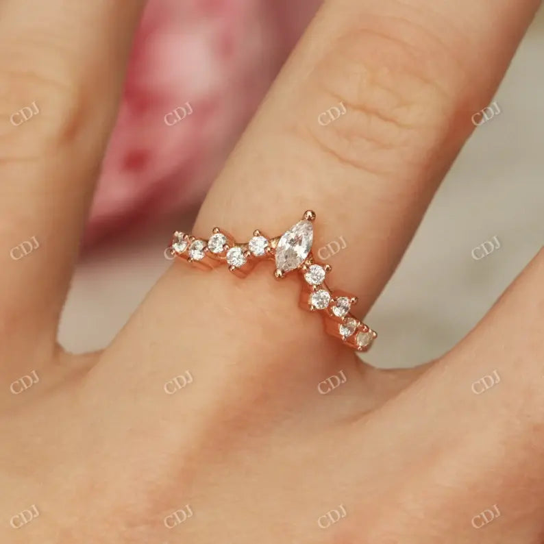 14K Gold Unique Curved Wedding Band with Round Natural Diamond customdiamjewel