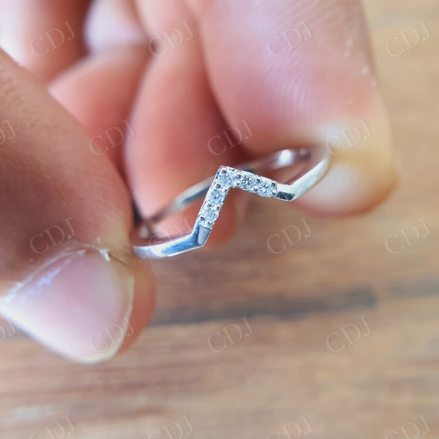 Round Cut Curved Moissanite Wedding Band customdiamjewel