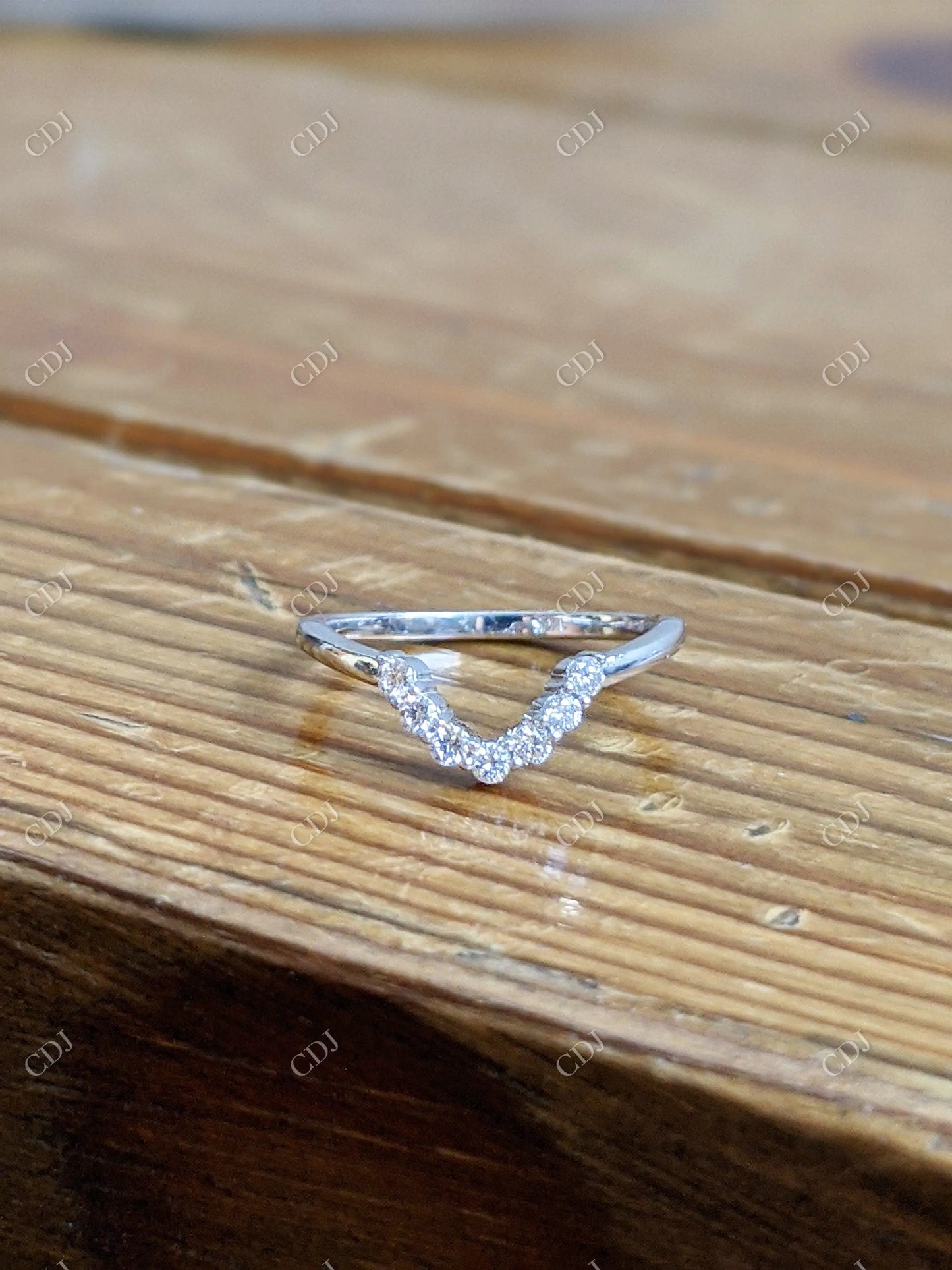 0.18CTW Round Lab Grown Diamond Curved Wedding Band customdiamjewel