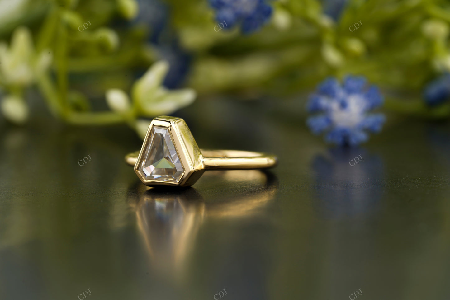Trapezoid Lab-Grown Diamond Ring