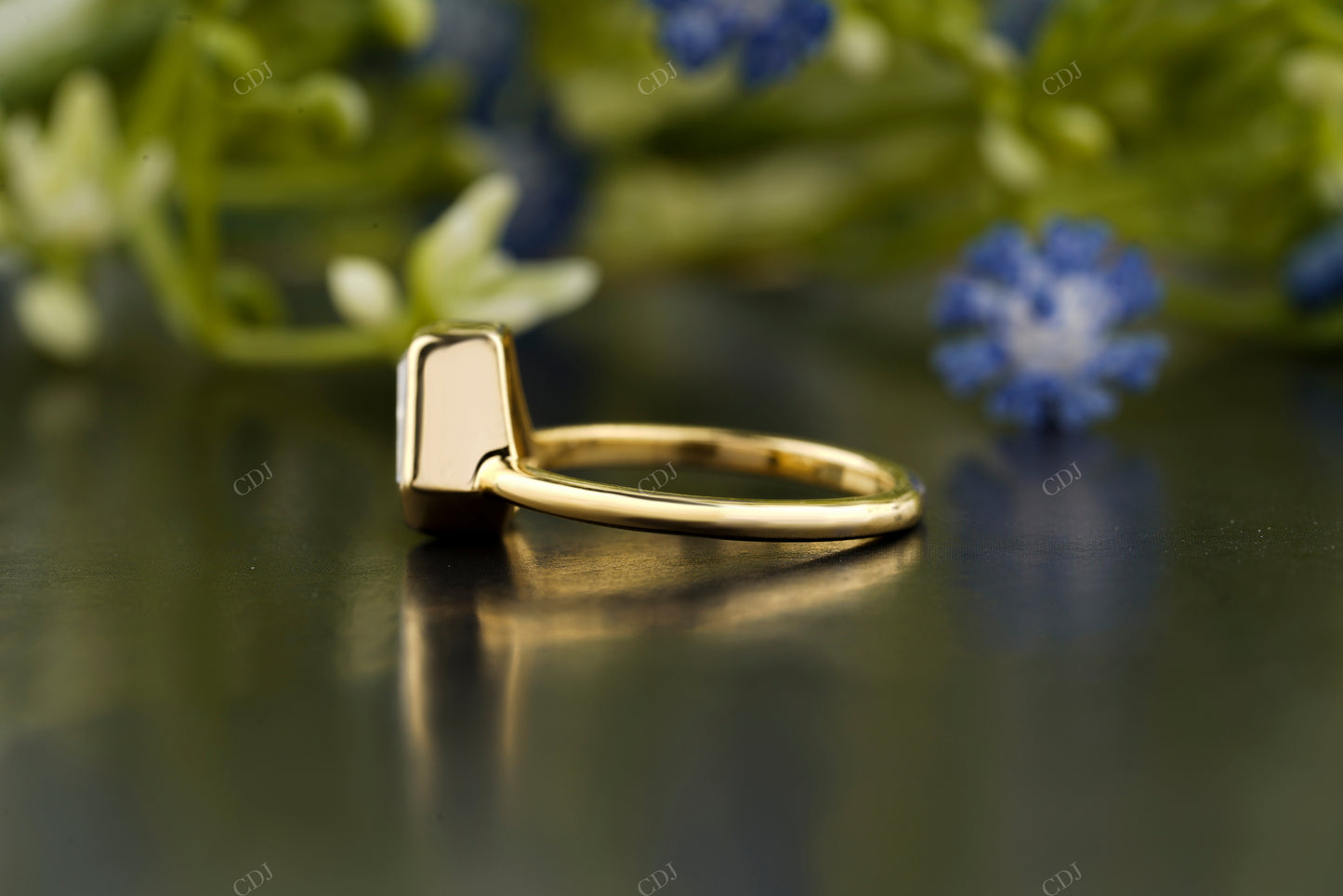 Trapezoid Lab-Grown Diamond Ring