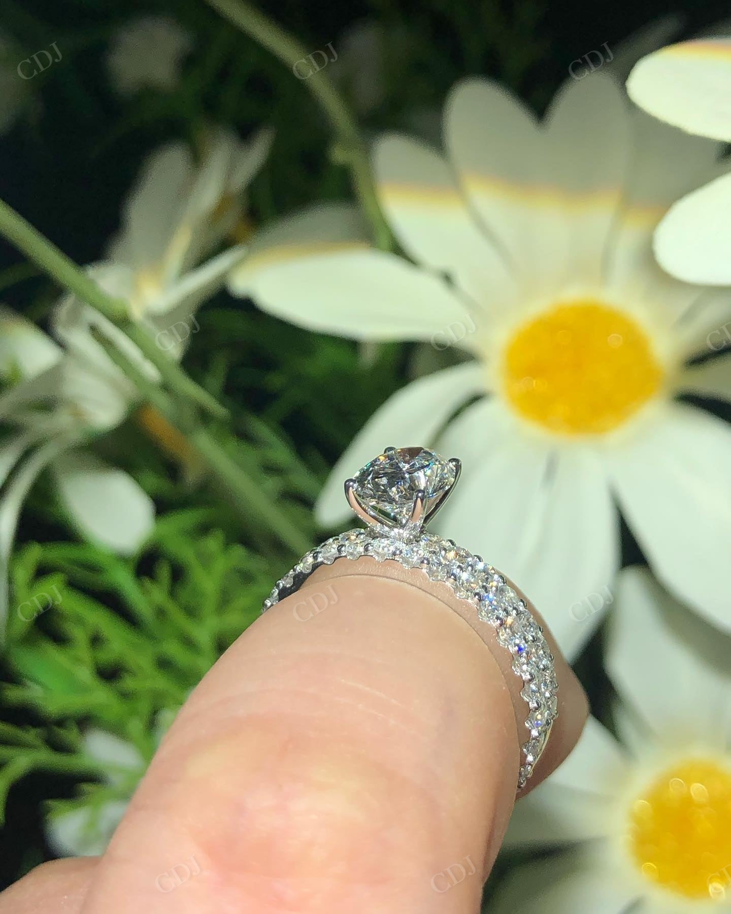 Oval Cut Lab Grown Diamond Wedding Ring Set