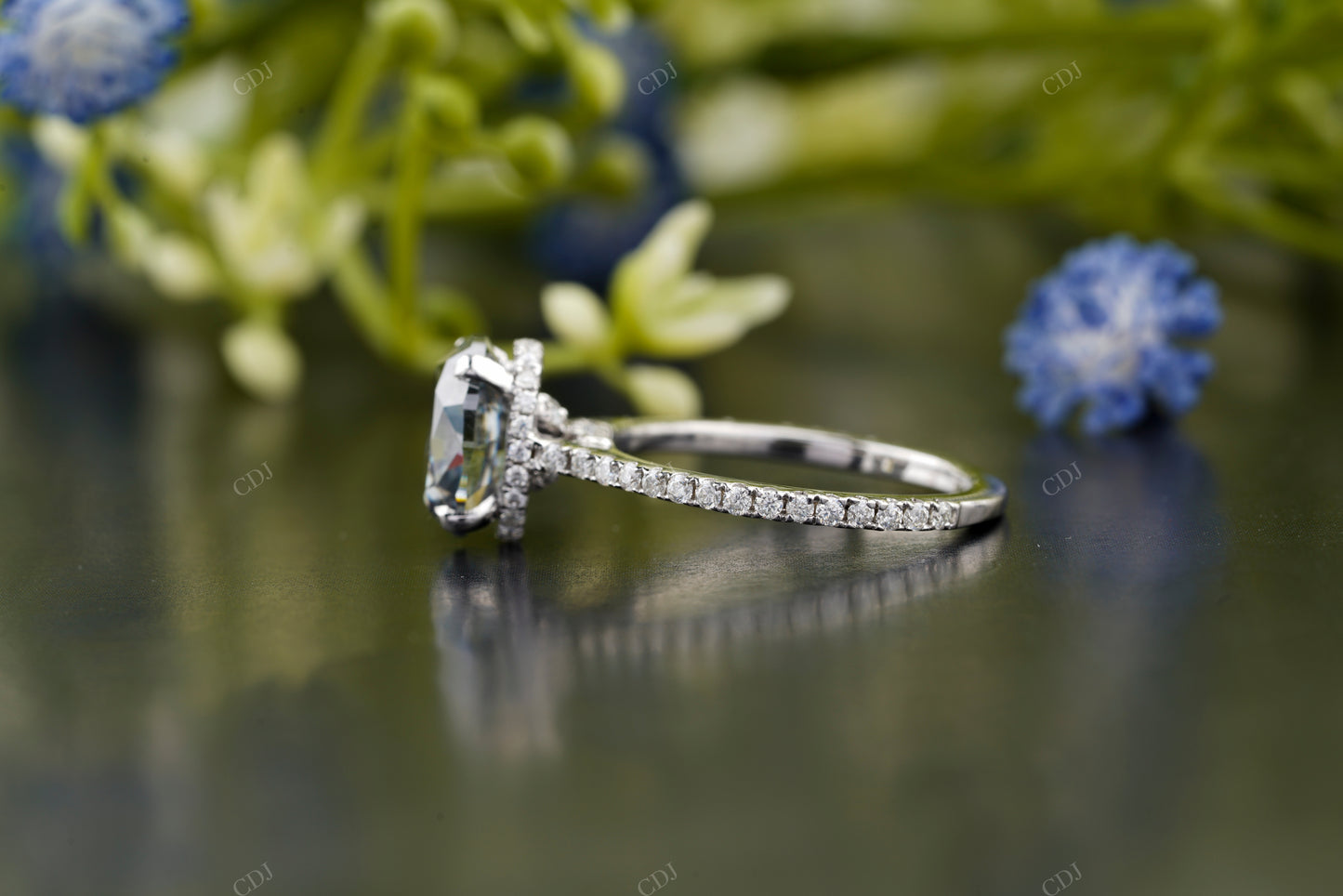 Oval Moissanite Diamond Classic Ring