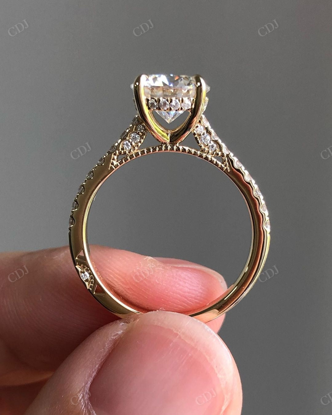 Round Cut Prong Set Lab Grown Diamond Ring