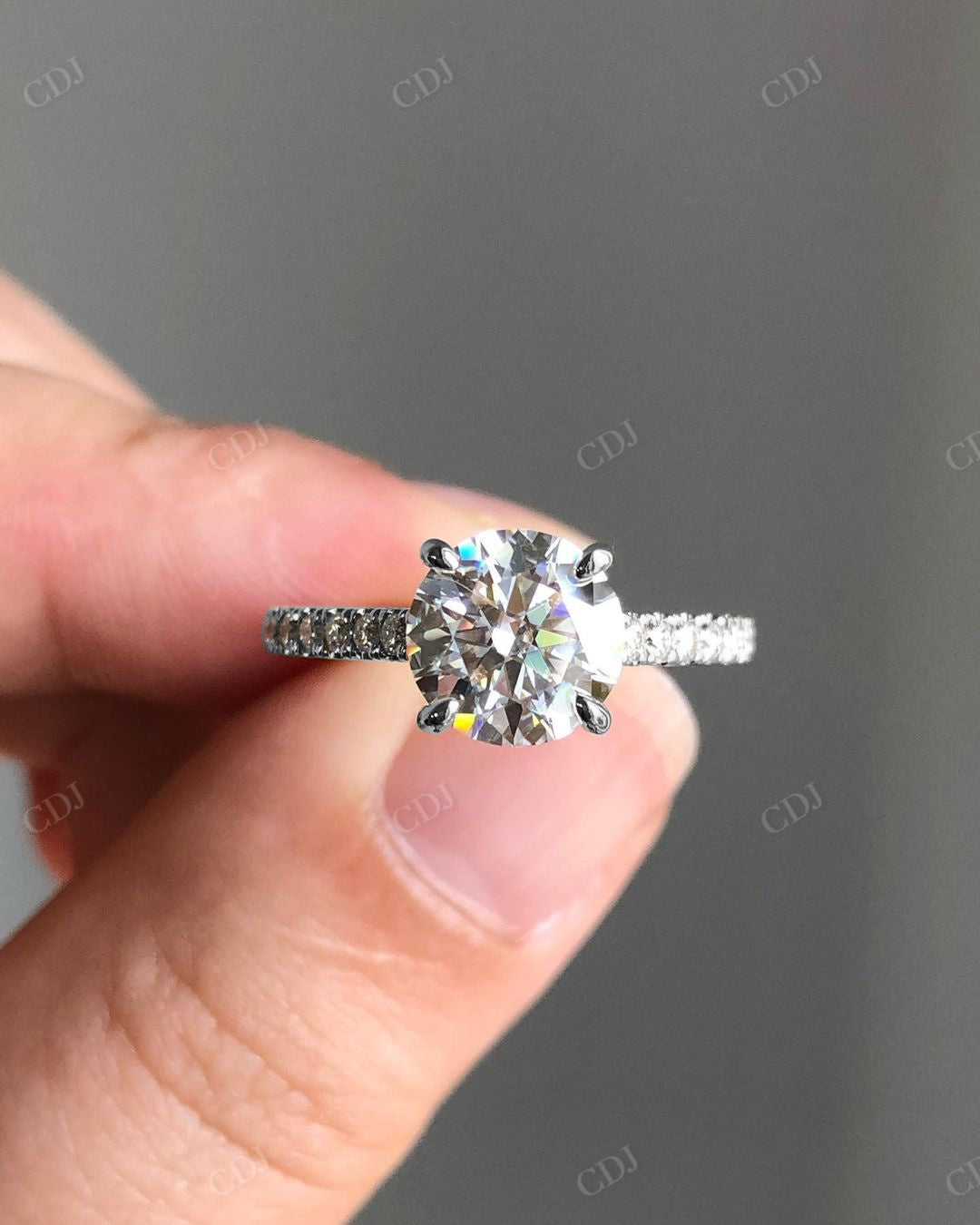 Round Cut Prong Set Lab Grown Diamond Ring