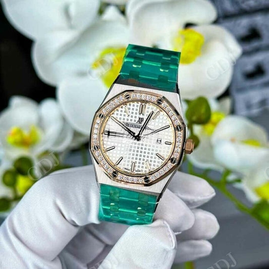 Audemars Piguet Diamond and Screw On Bezel Watch customdiamjewel