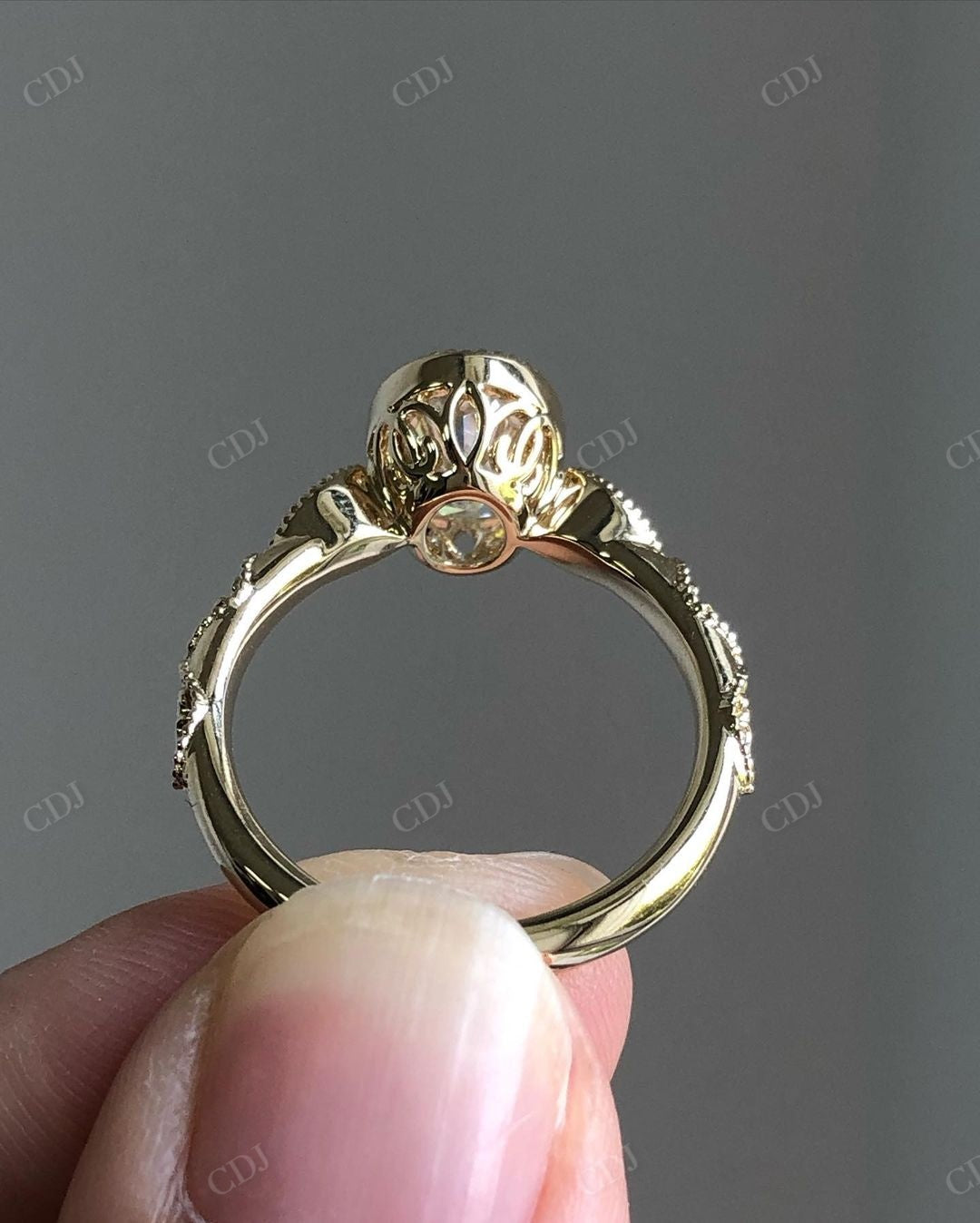 Vintage Oval Cut Lab Grown Diamond Bridal Ring