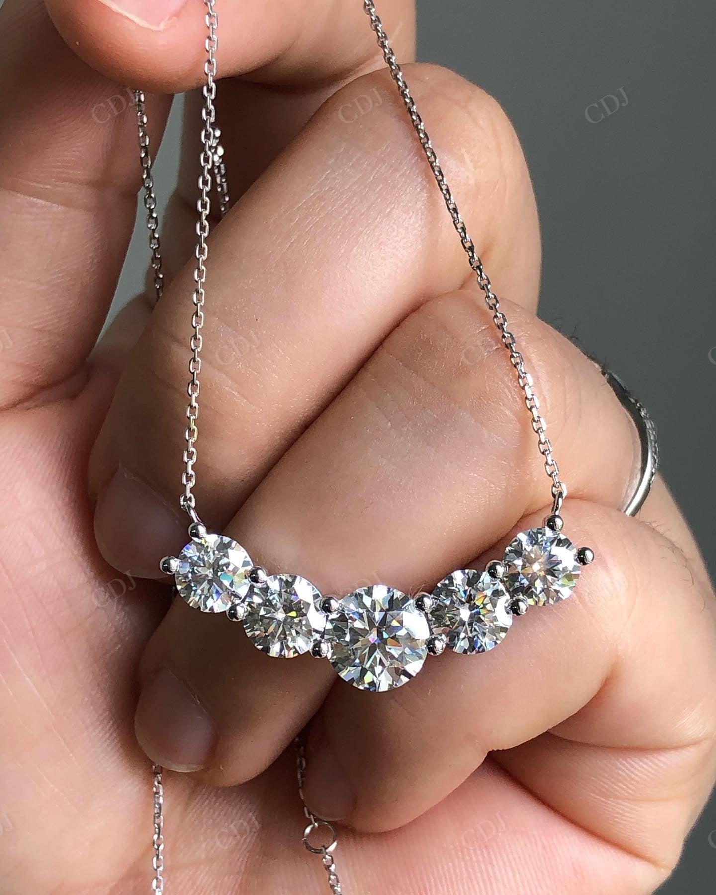 Round Cut lab Grown Diamond 5 Stone Pendant