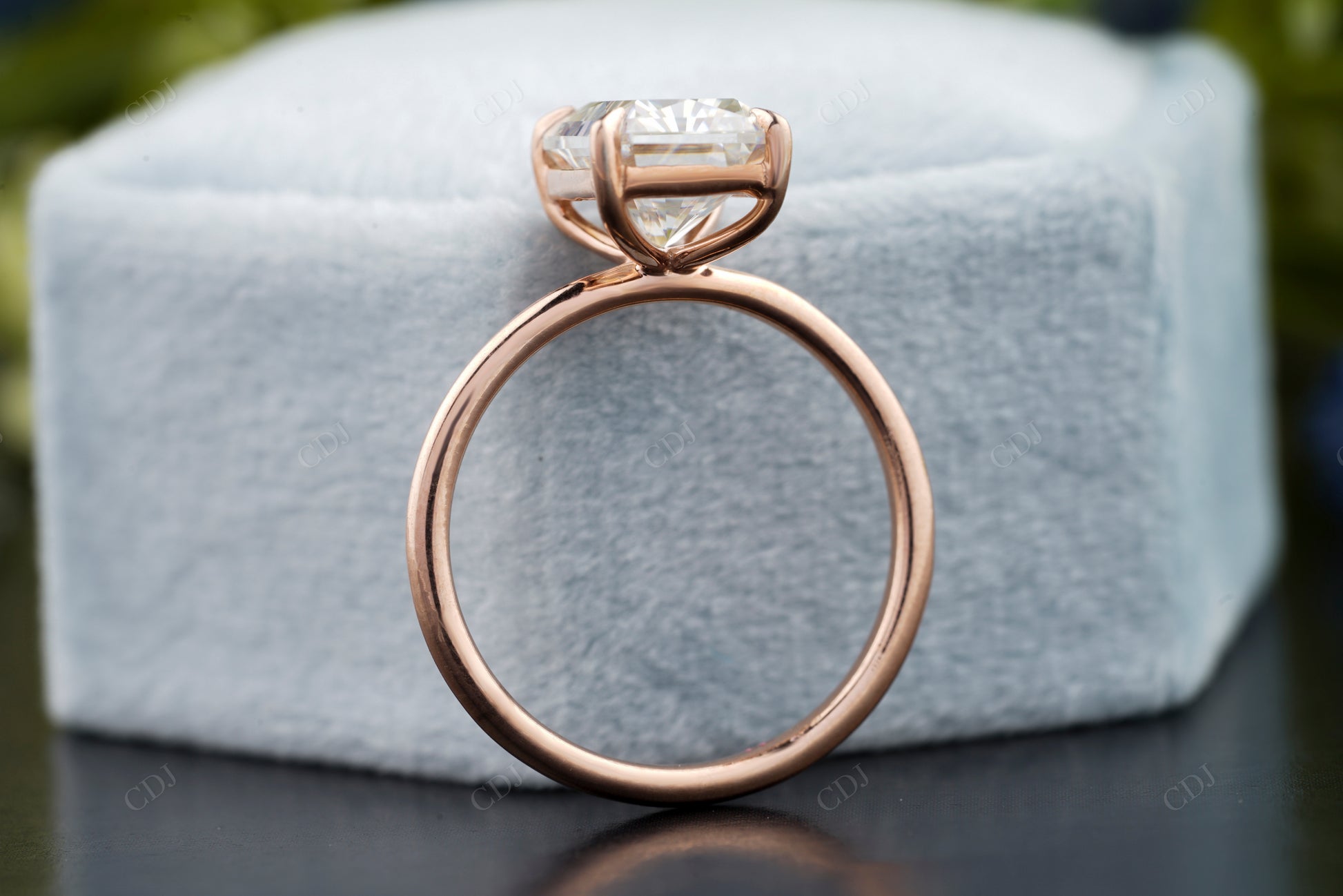 Radiant Cut Lab-Grown Diamond Ring customdiamjewel