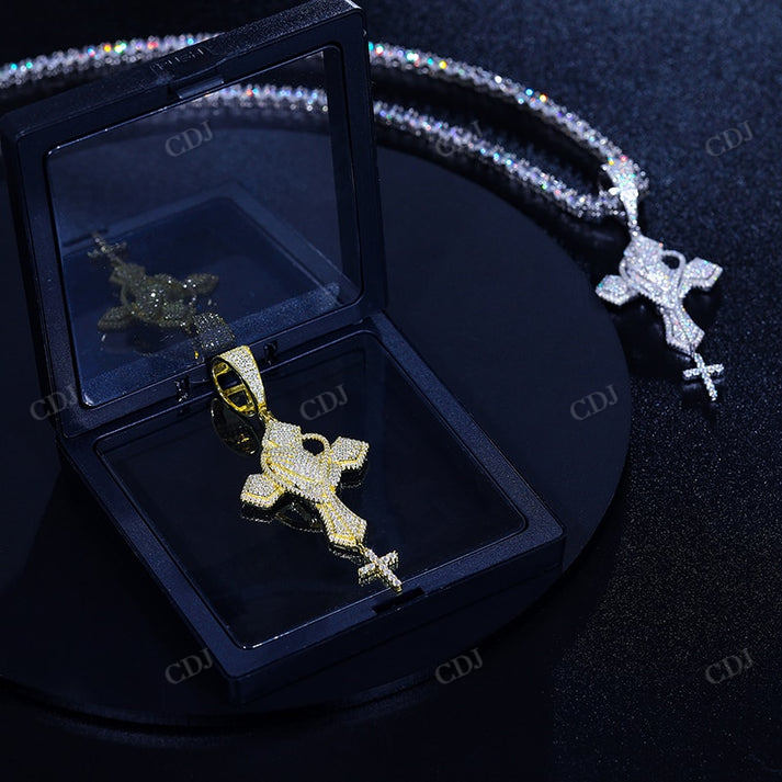 Cross Design Fully iced Out Hip Hop Diamond Pendant customdiamjewel