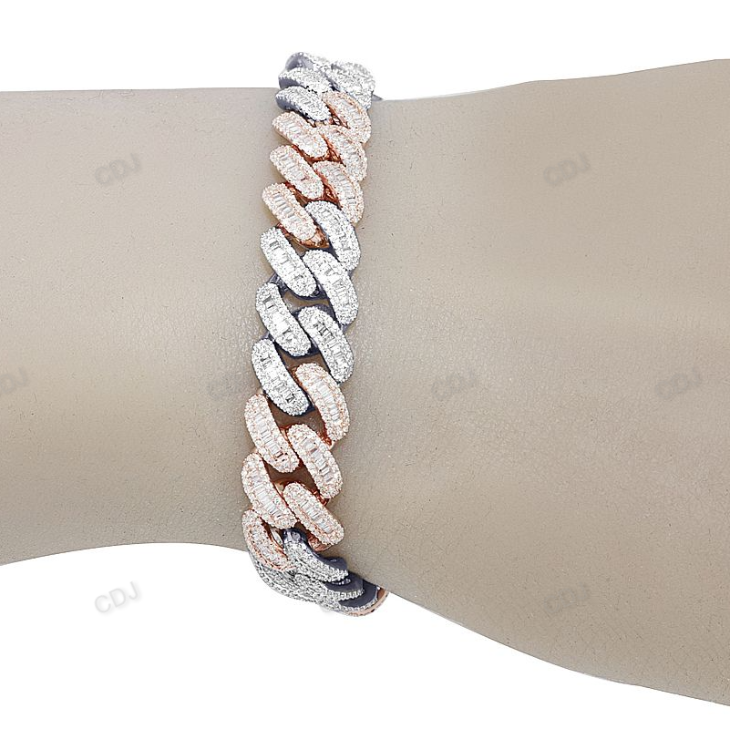 Trendy Baguatte Cut Moissanite Link Bracelet hip hop jewelry customdiamjewel