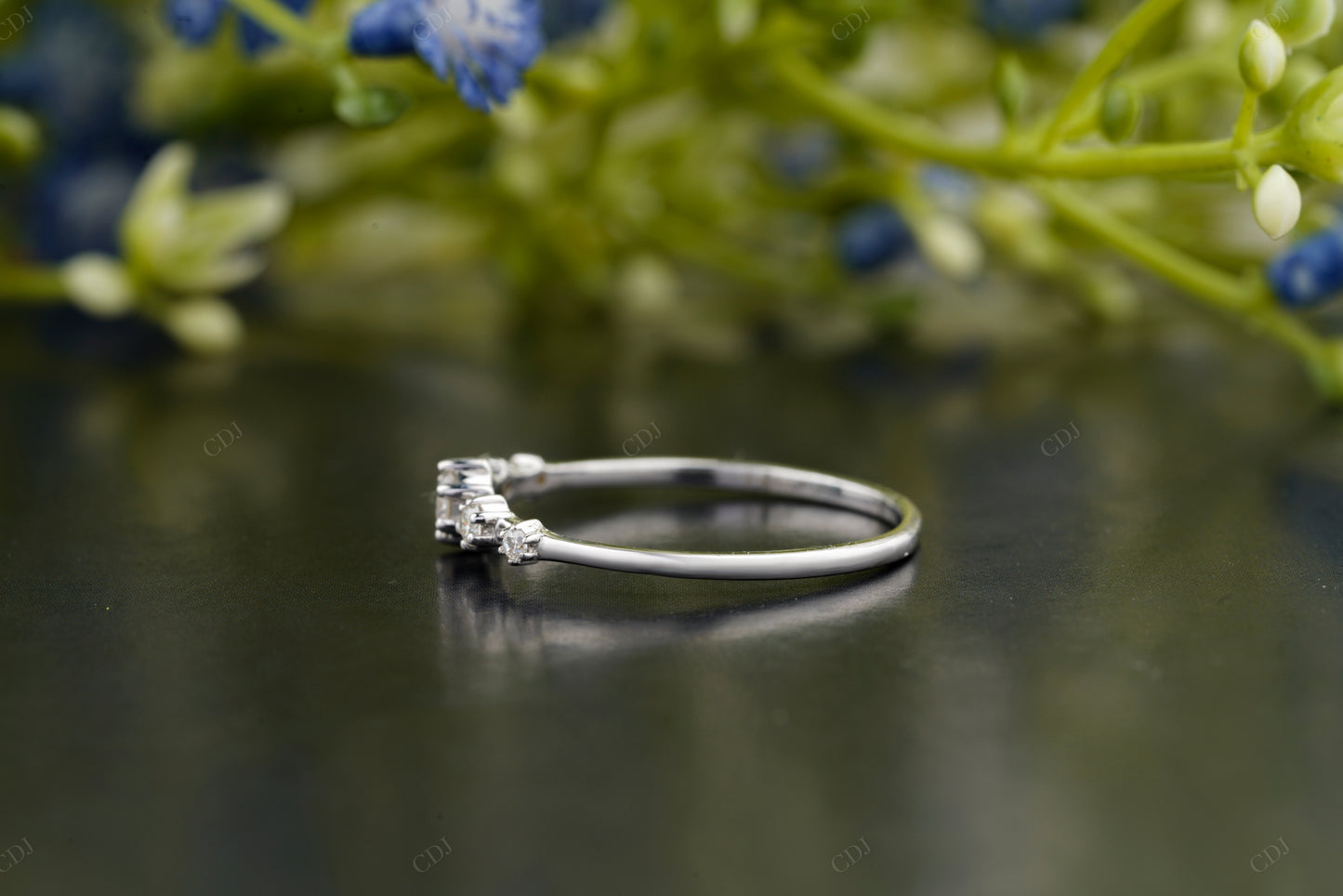 Lab-Grown Diamond Round Cluster Ring