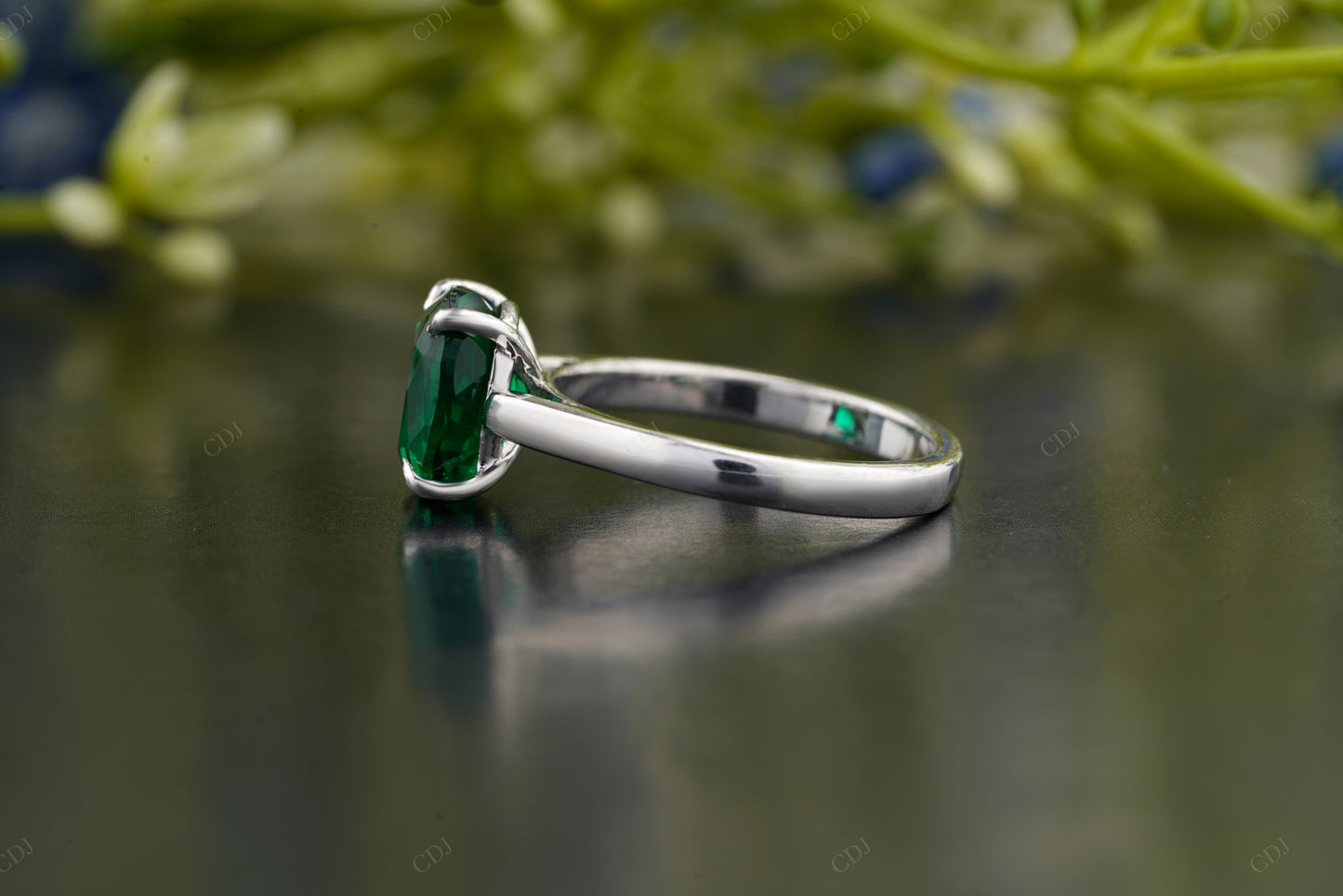 Oval Cut Green Emerald Solitaire Ring