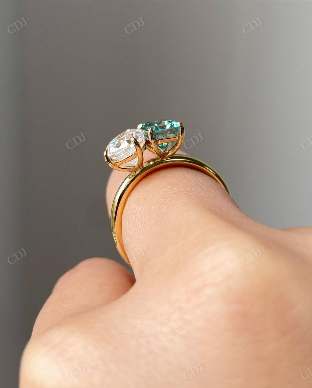 Vintage Toi Et Moi Moissanite Engagement Ring