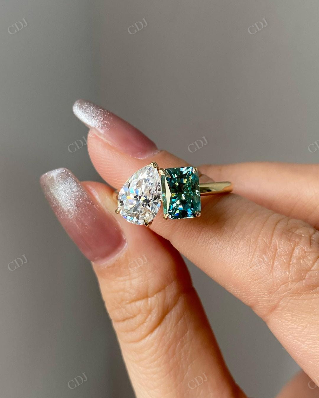 Vintage Toi Et Moi Moissanite Engagement Ring