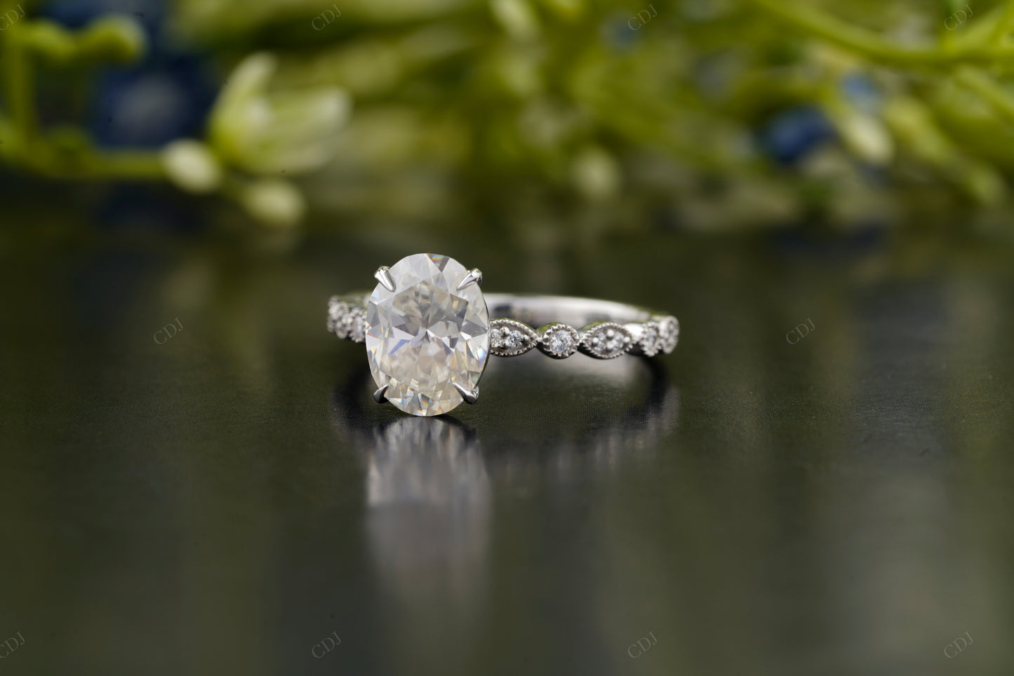 Oval Lab-Grown Diamond Antique Ring