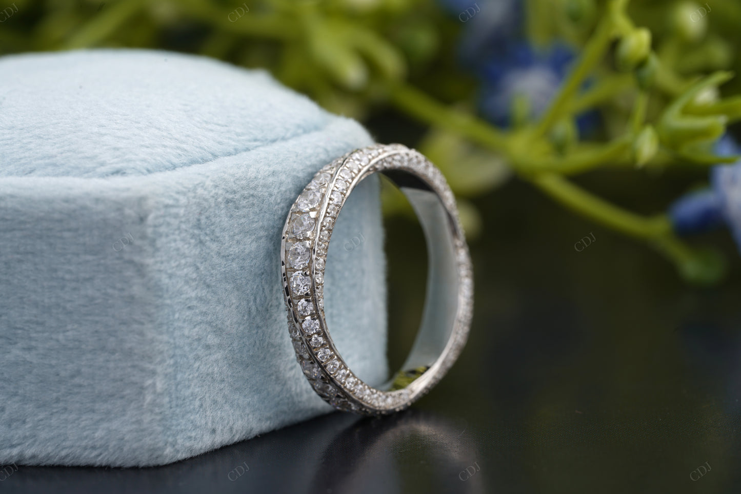 Lab-Grown Diamond Crossover Band