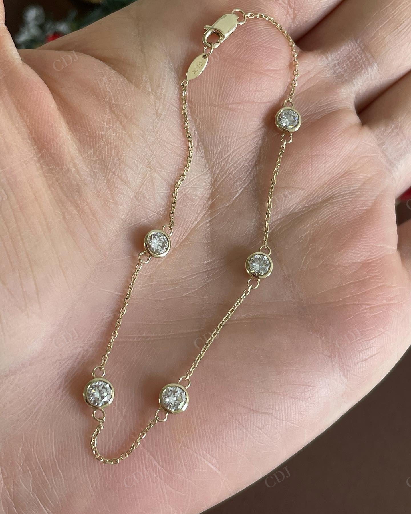 Round Cut Lab Grown Diamond Bracelet For Women
