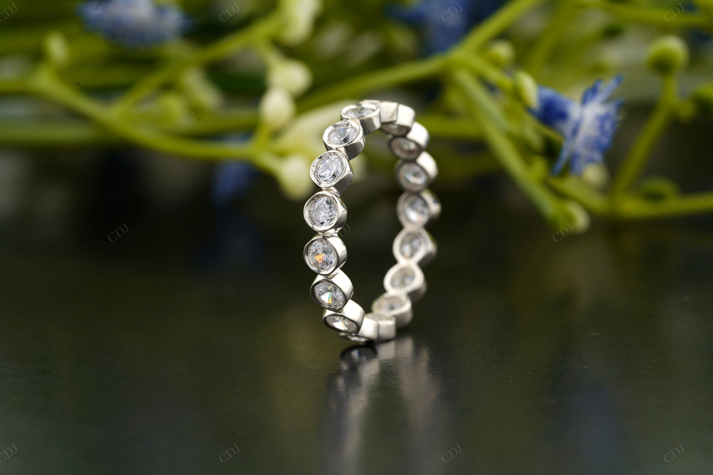 Classic Round Lab-Grown Diamond Band