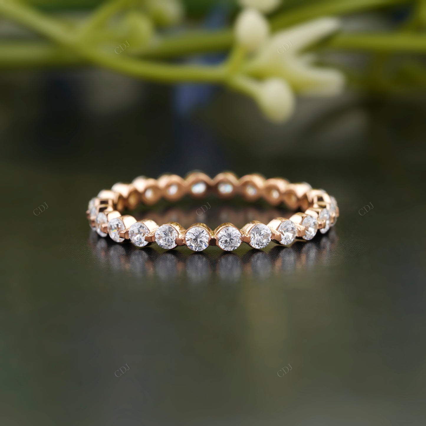 Round Lab-Grown Diamond Delicate Band