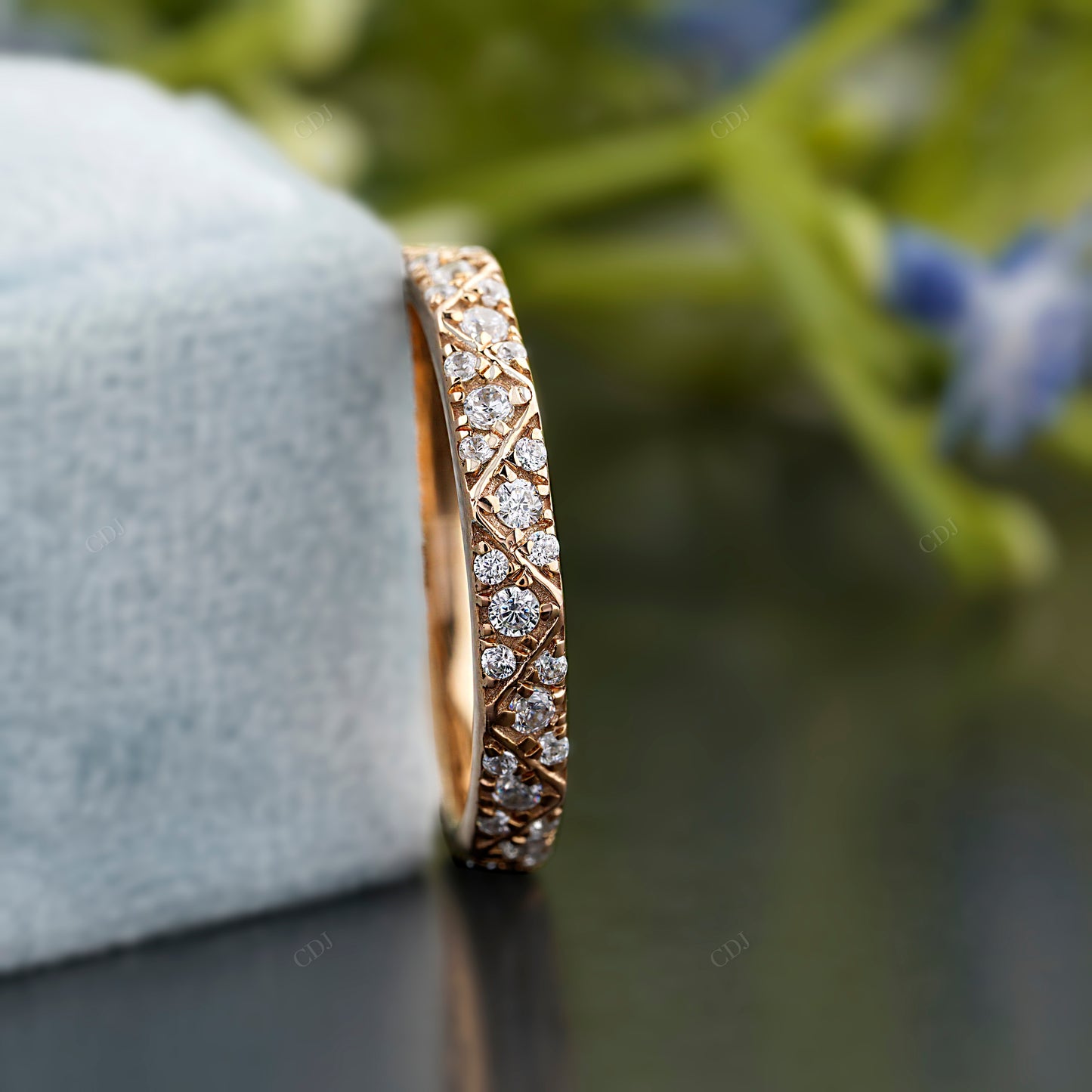 Twisted Pavé Lab-Grown Diamond Band