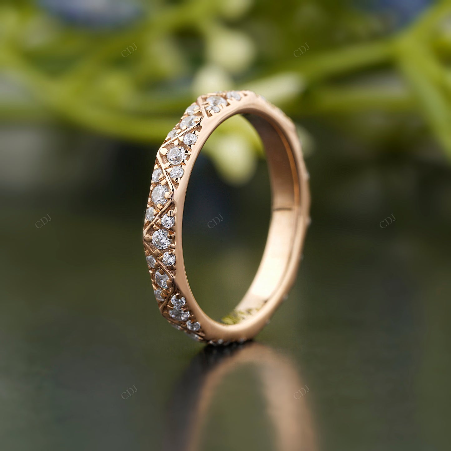 Twisted Pavé Lab-Grown Diamond Band