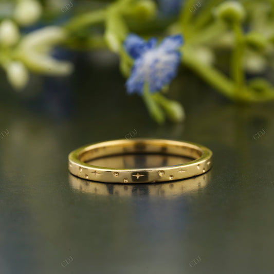 Star Pattern Gold Stackable Wedding Band