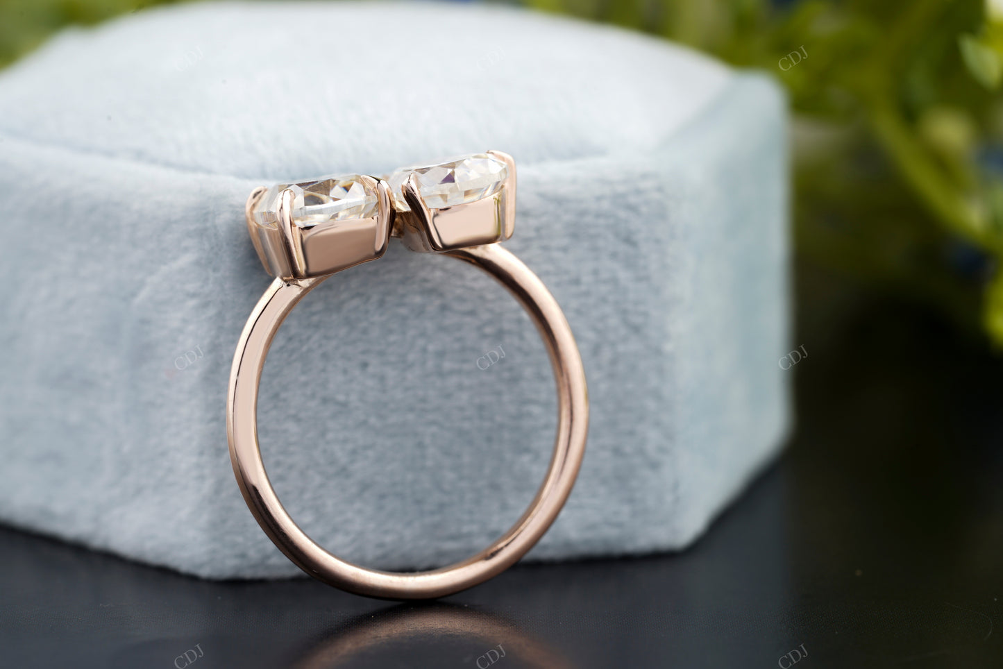 Toi et Moi Lab-Grown Diamond Ring