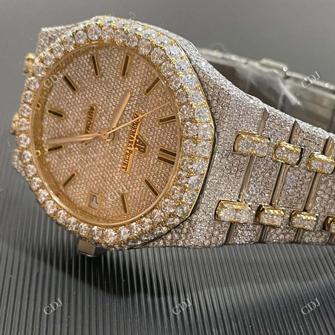 Luxury Full Iced Out Moissanite Diamond Watch customdiamjewel