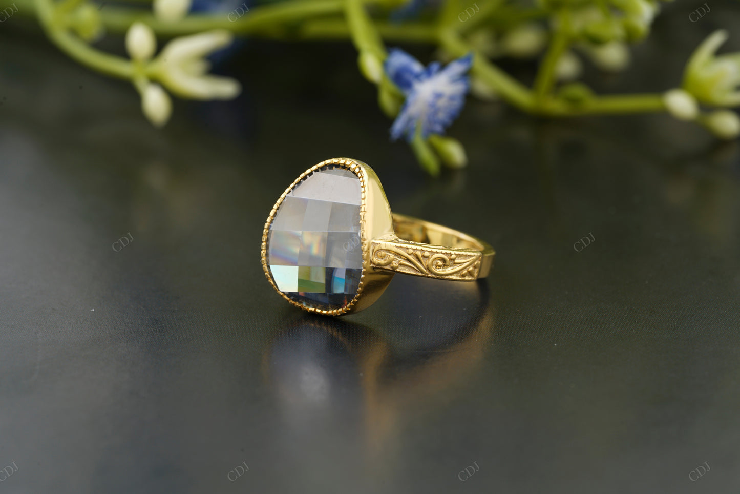 Black Pear Moissanite Vintage Gold Ring