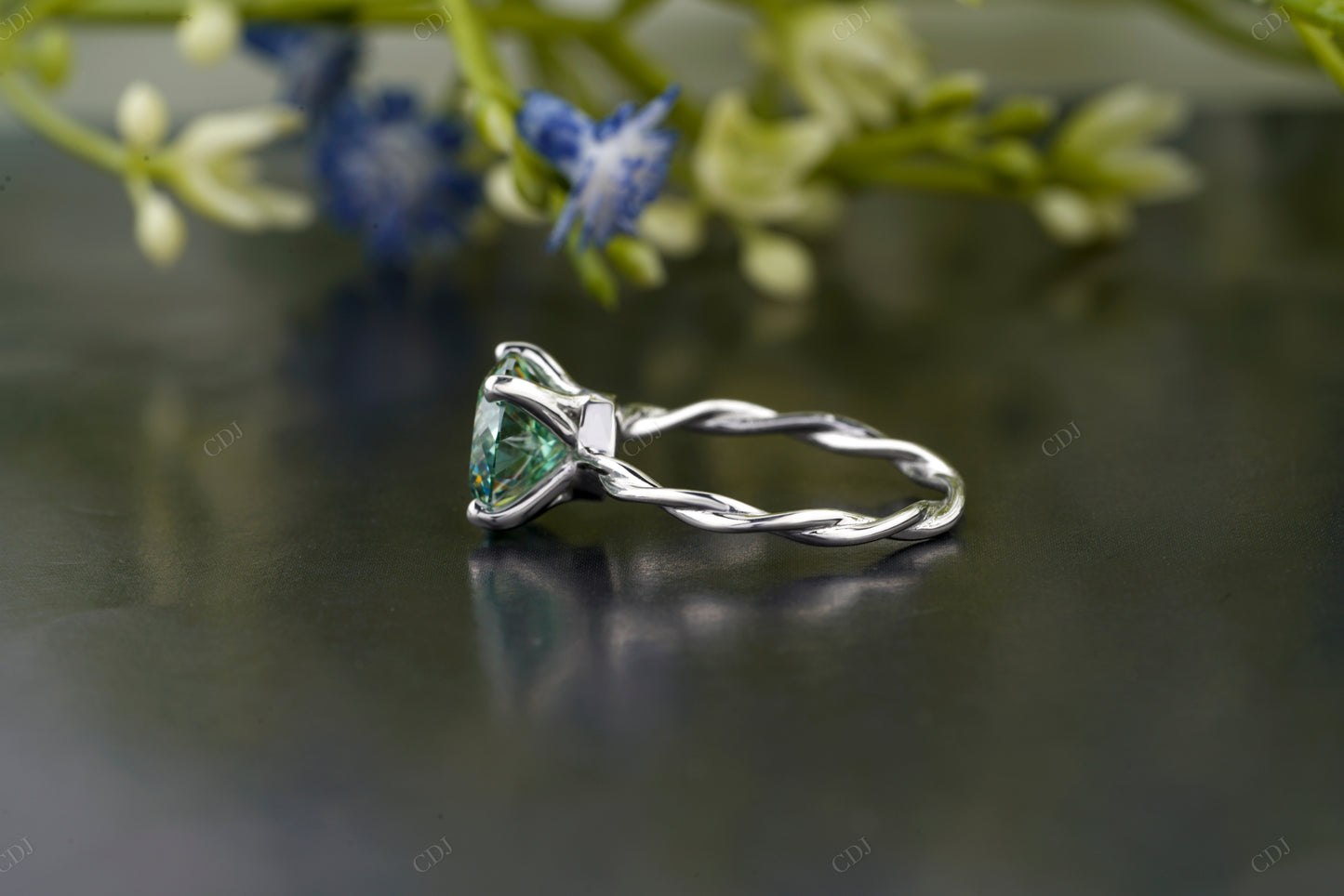 Green Round Gemstone Twisted Shank Ring