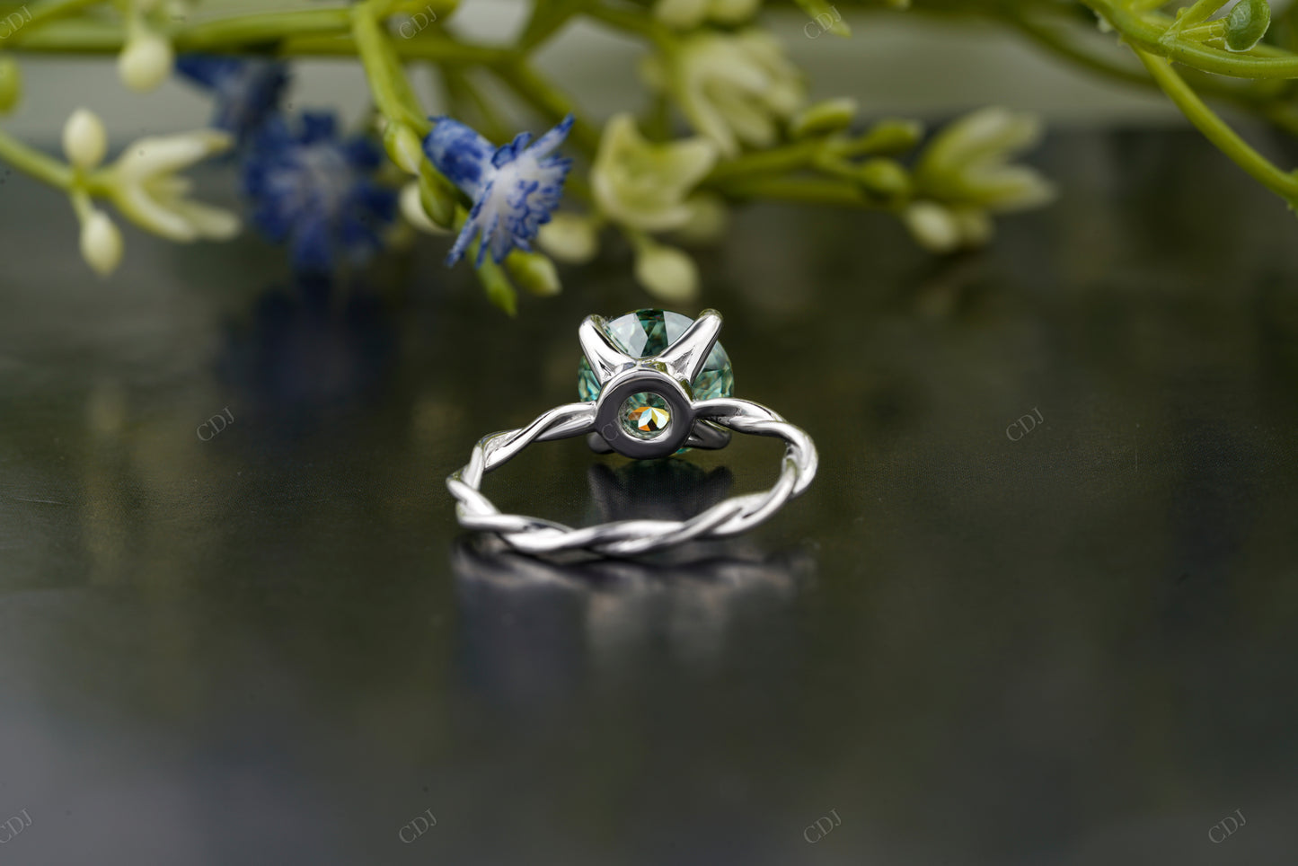 Green Round Gemstone Twisted Shank Ring