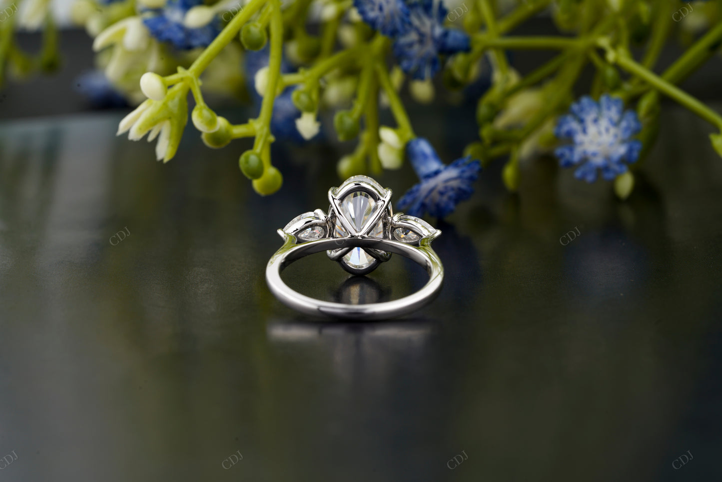 Lab-Grown Diamond Nature Inspired Ring